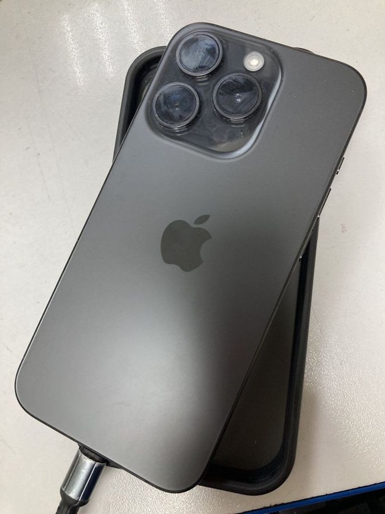 Оголошення Apple iphone 15 pro 128gb esim Б/У