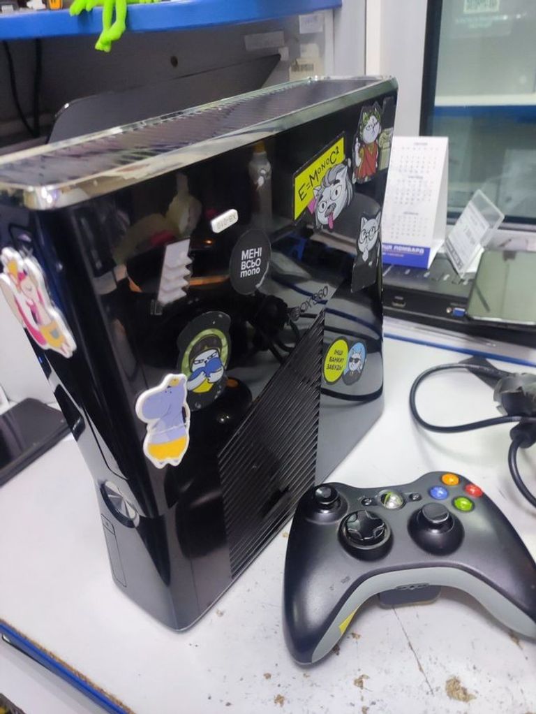 Оголошення Microsoft xbox360 e 250gb Б/У