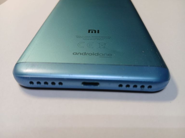 Xiaomi mi a2 lite 2/32gb Код:01-200903161. Зображення 5