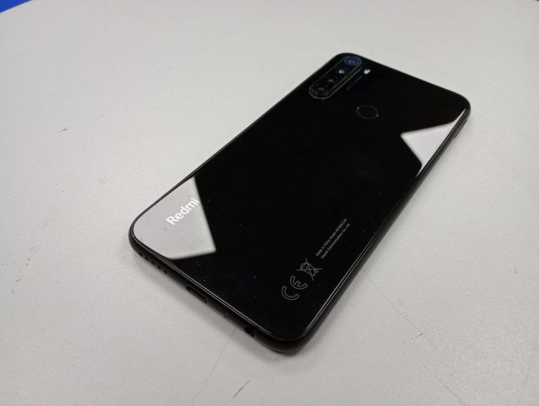 Дешево Xiaomi Redmi Note 8 4/64GB Black з ломбарду