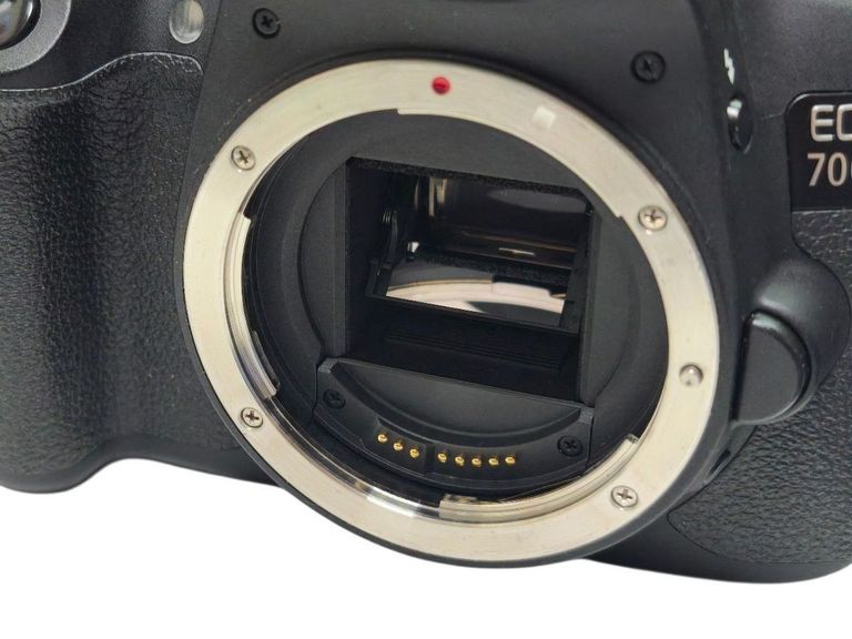 Canon eos 700d + ef-s 18-55mm 1:3.5-5.6 is stm Код:01-200914648. Зображення 10
