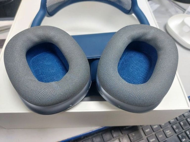 Купити Apple airpods max Б/У