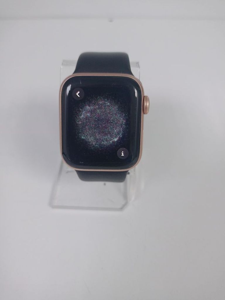Купить Apple watch se gps 40mm aluminum case Б/У