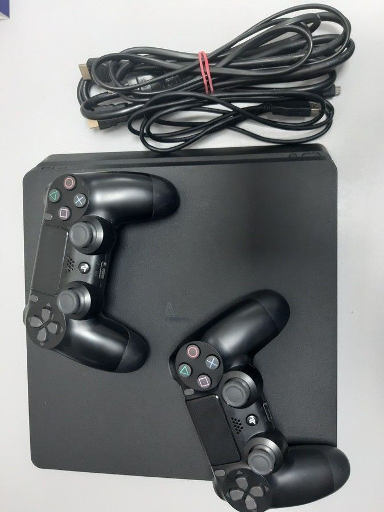 Купить  Sony PlayStation 4 Slim 1TB Black Б/У