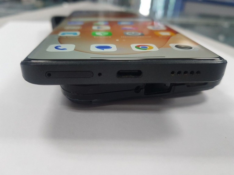 Дешиво Xiaomi redmi note 13 pro+ 5g 12/512gb с ломбарда