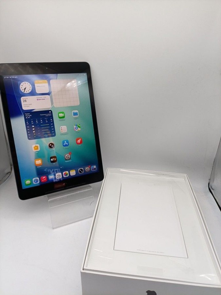 Купити Apple ipad 8 wifi 32gb 4g Б/У