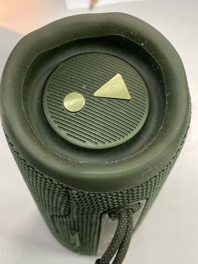 Дешиво Jbl flip 6 с ломбарда