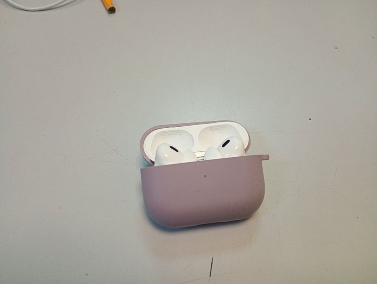 Дешево Apple airpods pro 2nd generation magsafe з ломбарду