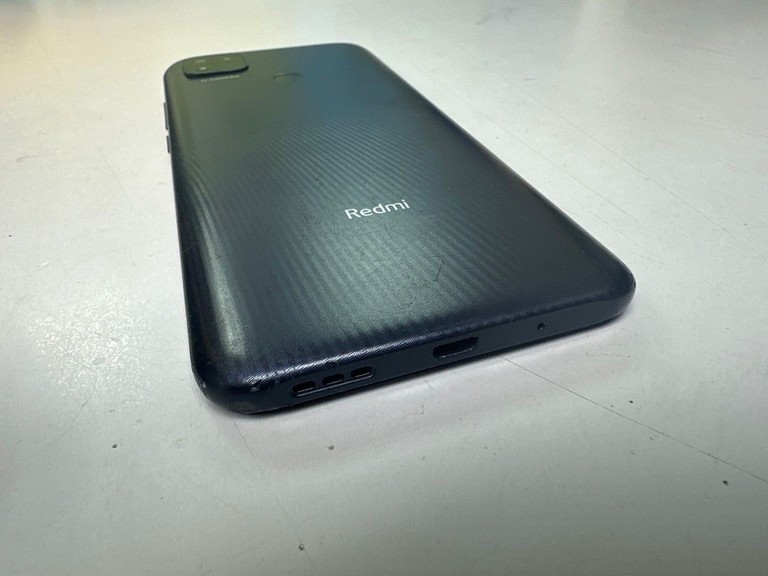 Дешево Xiaomi redmi 9c nfc 2/32gb з ломбарду