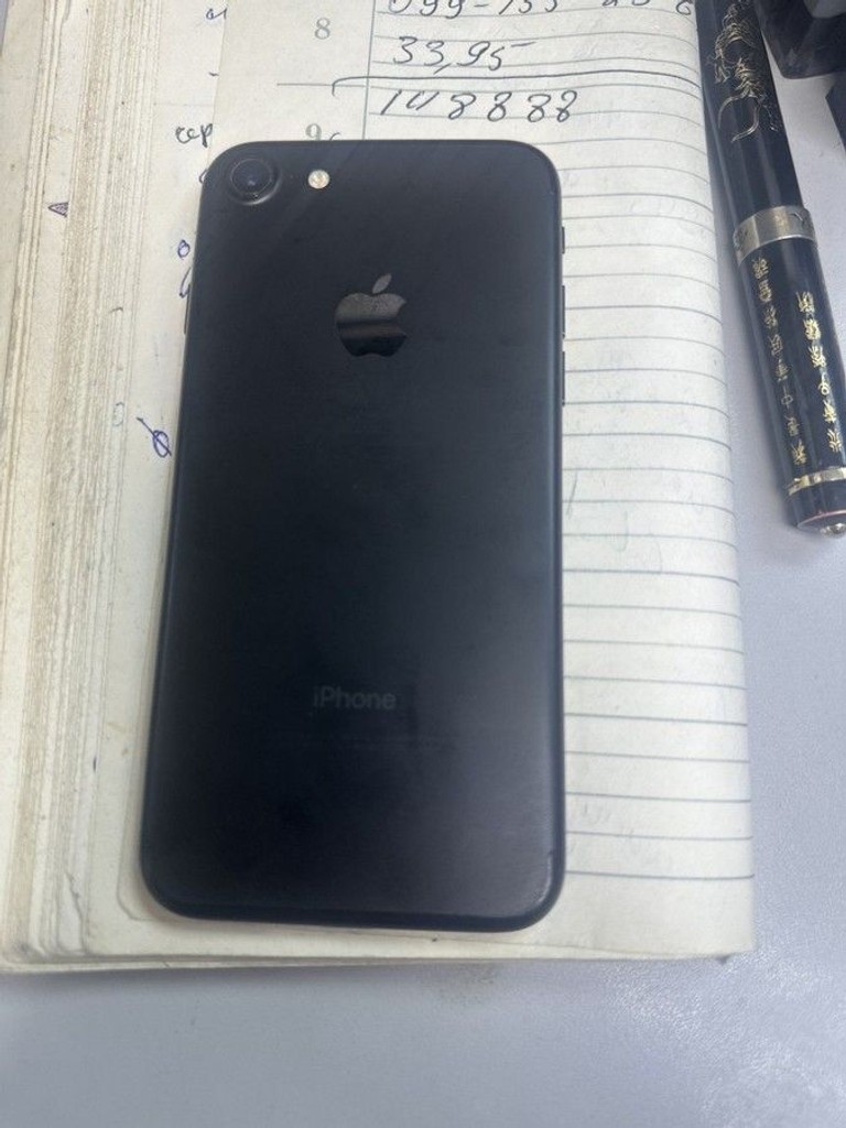 Дешево Apple iphone 7 32gb з ломбарду