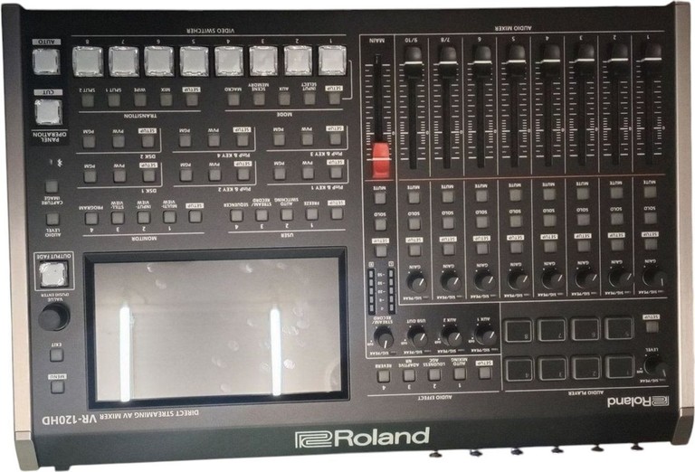 Купить Roland VR-120HD Б/У