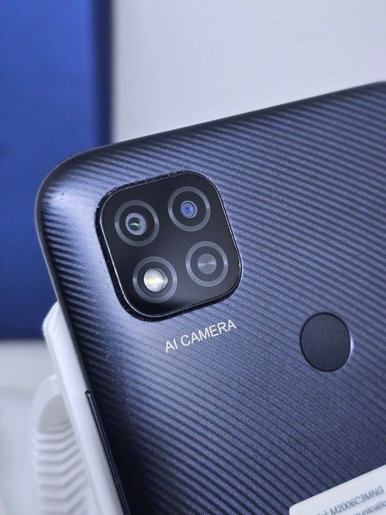 Дешево Xiaomi redmi 9c 2/32gb з ломбарду