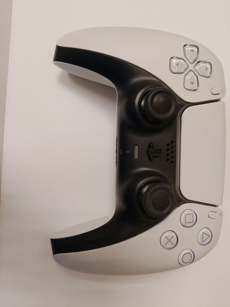 Sony PlayStation 5 825GB Код:01-200975398. Зображення 6