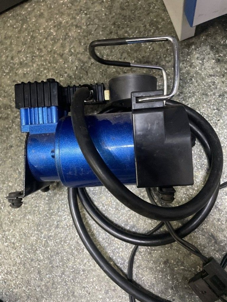 Дешиво Auto assistance AC 102-2 с ломбарда