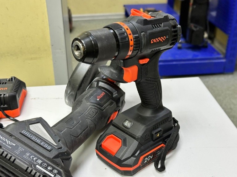 Дешево Dnipro-M dga-202sbc+cd-201hbc compact+ dhr-202bc ultra + 2акб 4ah+зп з ломбарду