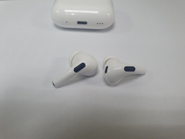 Распродажа Apple airpods pro 2nd generation with magsafe charging case usb-c, продавец Техноскарб