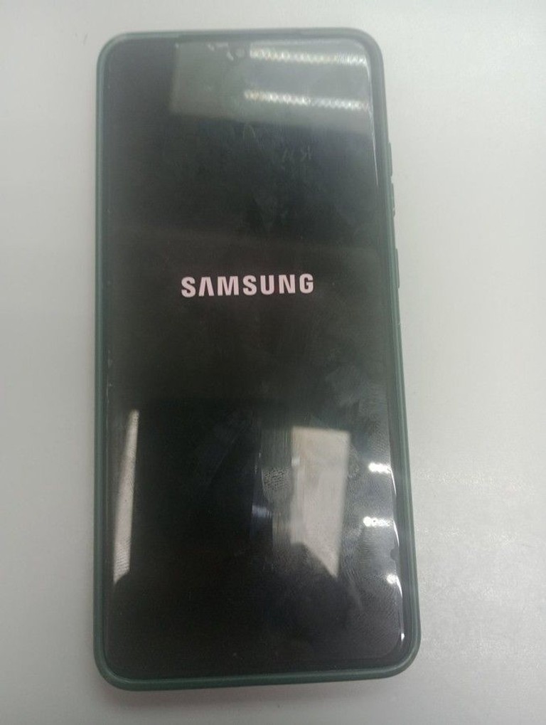 Купить Samsung Galaxy S20 Ultra 5G SM-G988B 12/128GB Gray Б/У