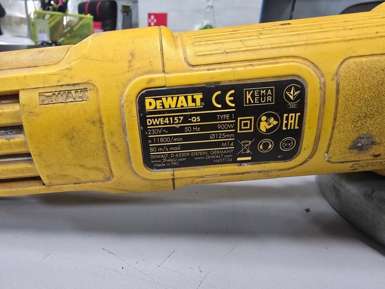 Оголошення Dewalt dwe4157-qs Б/У