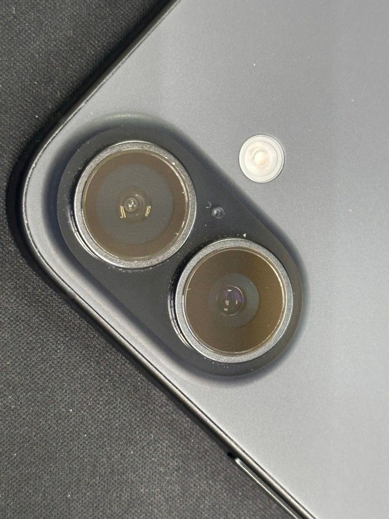 Дешево Apple iphone 16 plus 128gb з ломбарду