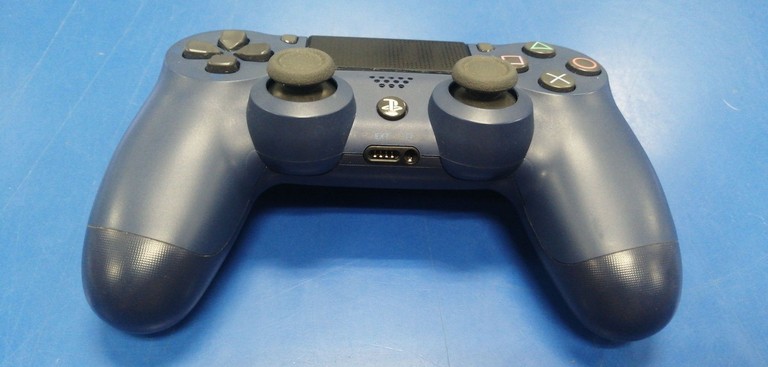 Дешиво Sony PS4 DualShock 4 Wireless Controller с ломбарда