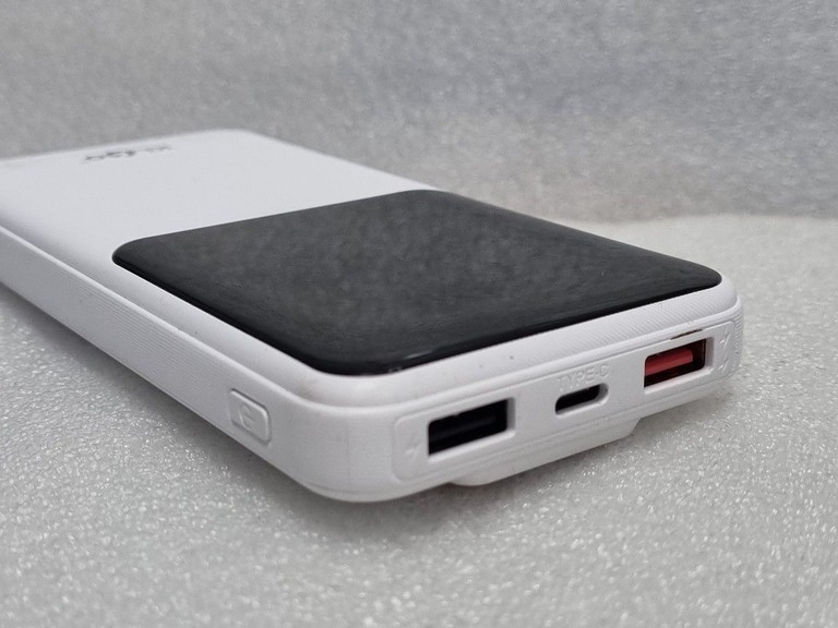 Дешиво Klgo kp-44 10000mah с ломбарда