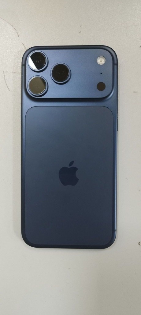 Купити Apple iphone 17 pro max 256gb Б/У