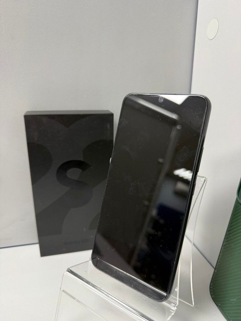 Объявление Samsung galaxy s22+ 8/256gb Б/У