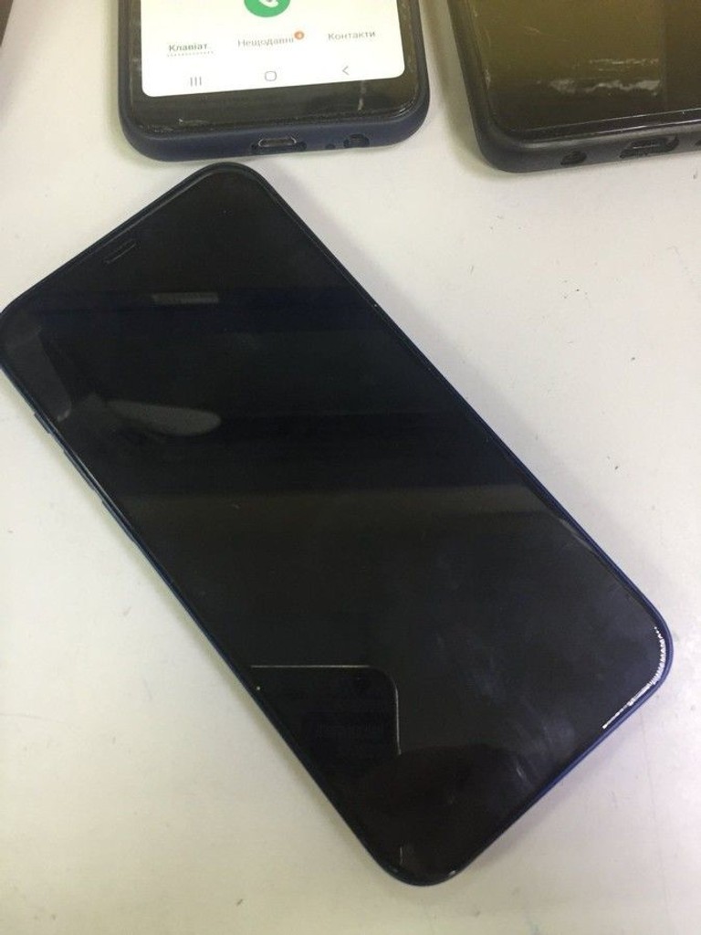 Купити Apple iPhone 12 64GB (PRODUCT)RED Б/У