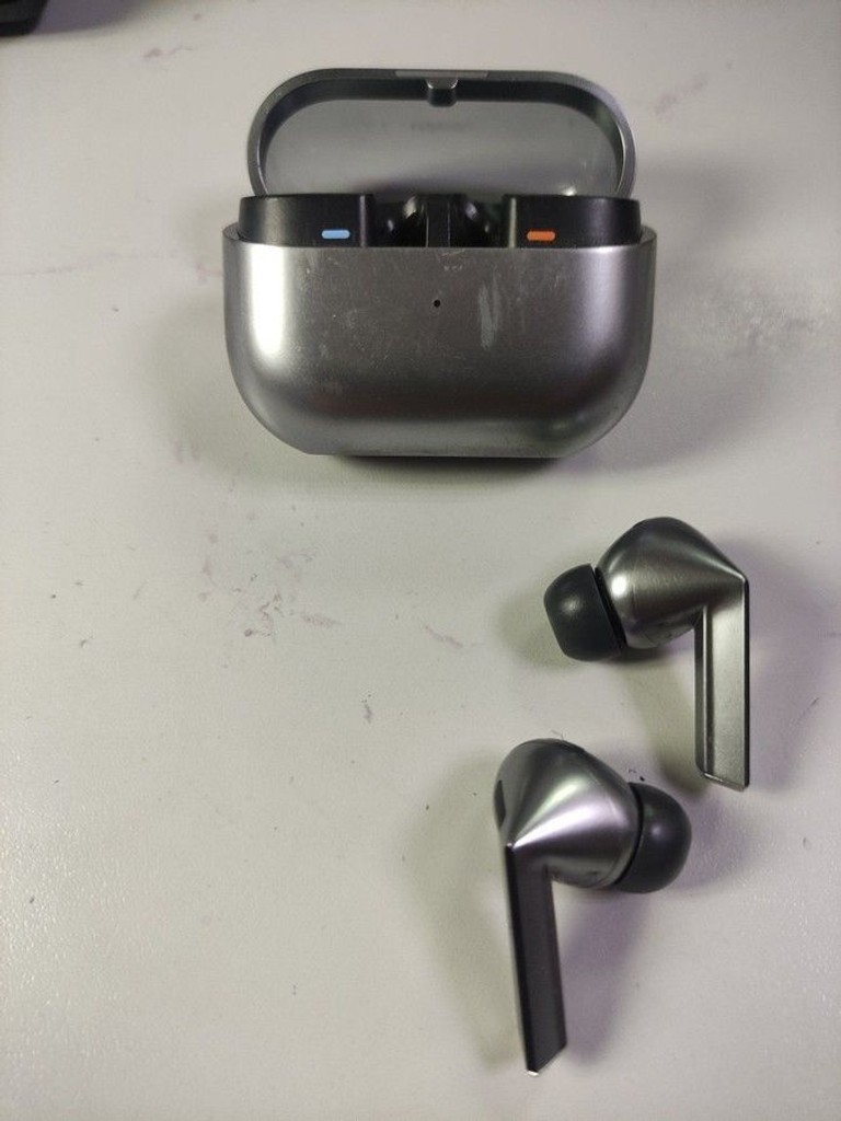 Купити Samsung galaxy buds3 pro Б/У