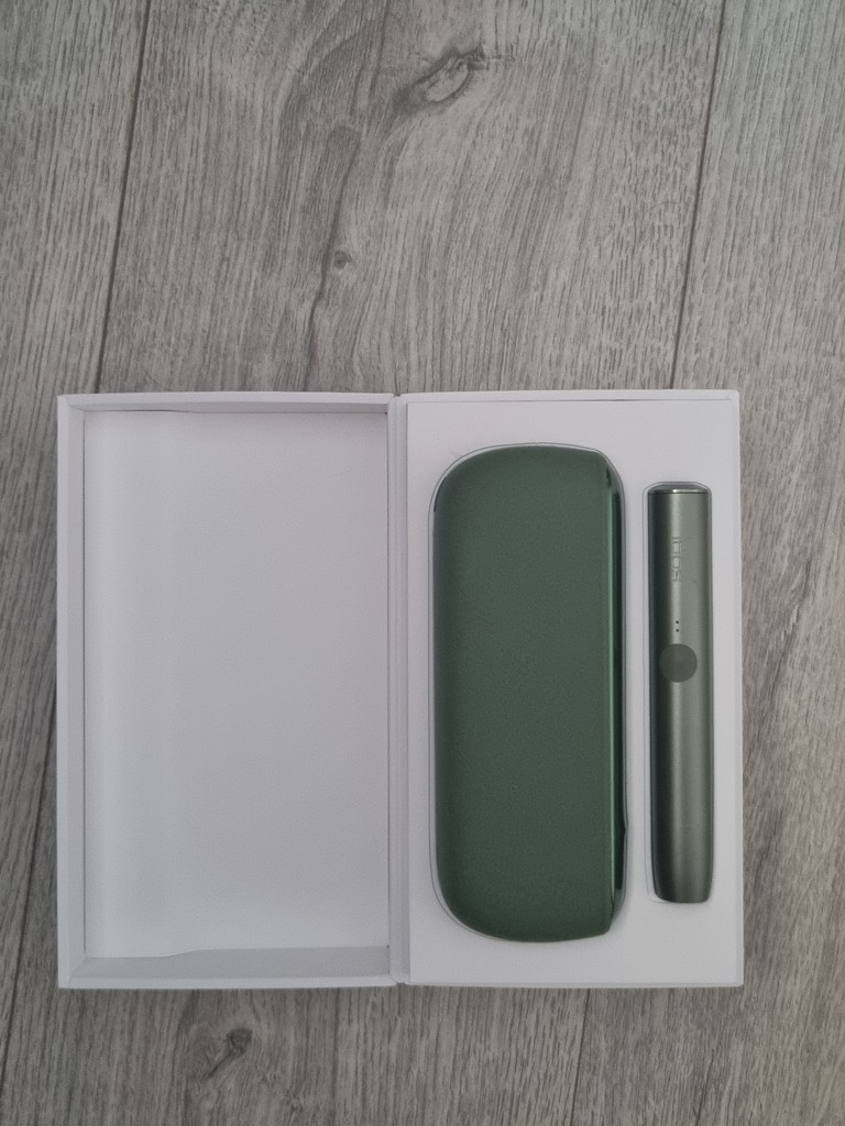 Купити IQOS Iluma, Зелений Б/У