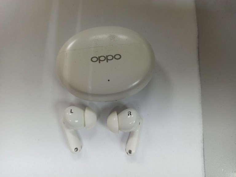 Дешево Oppo enco air4 pro з ломбарду
