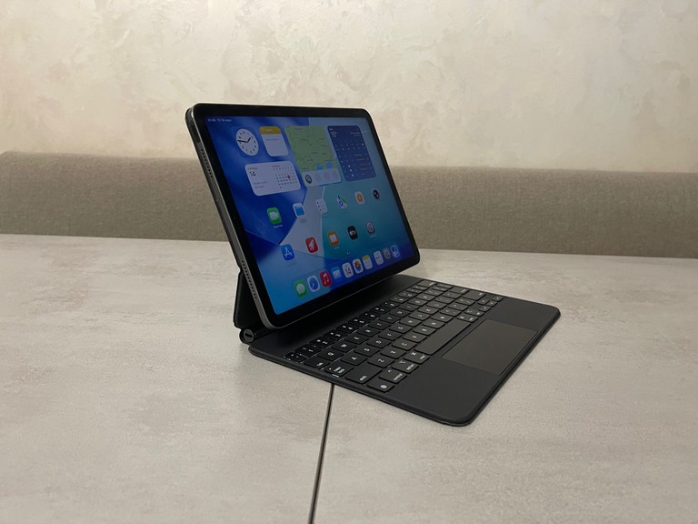 Дешево Apple iPad Air A2316 (MYFM2LL/A, 4th Gen) 10.9", Apple A14 Bionic, 64GB, Wi-Fi, Space Gray. Гарантія. Готівка, перерахун з ломбарду