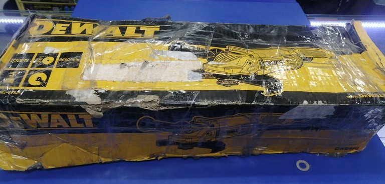 Дешево Dewalt DWE492 з ломбарду