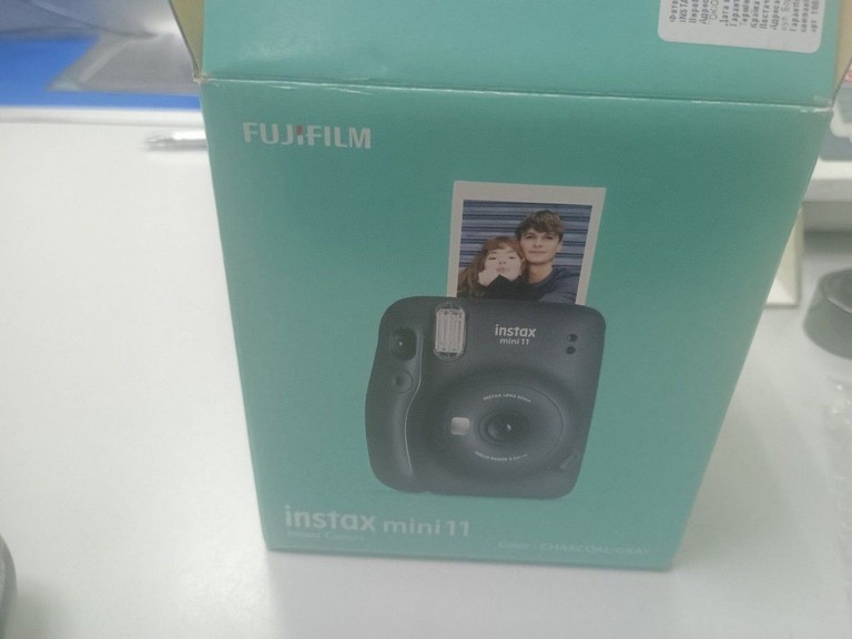 Дешиво FUJIFILM INSTAX Mini 11 с ломбарда