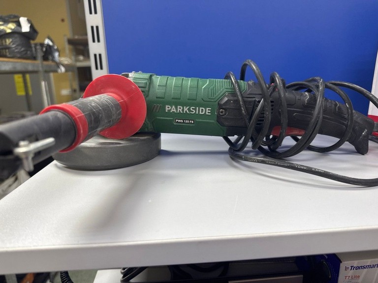 Дешево Parkside PWS 125 F6 з ломбарду