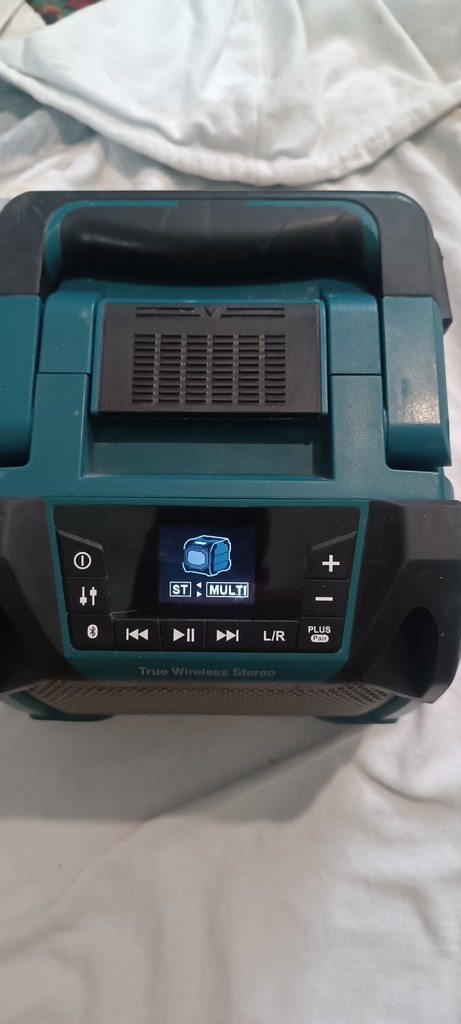 Купити Makita DMR 203 Б/У