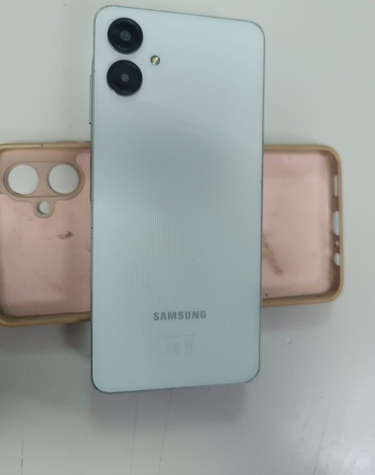 Оголошення Samsung galaxy a06 4/128gb Б/У