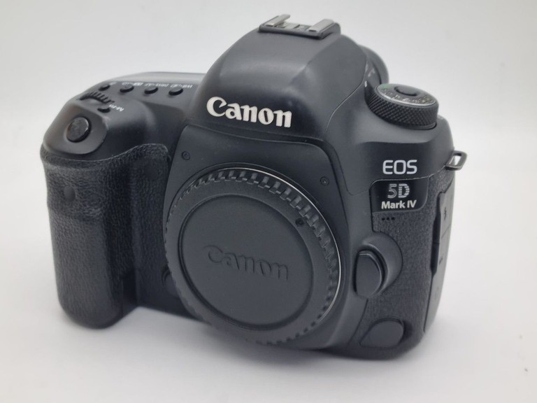 Купити Canon eos 5d mark iv body Б/У