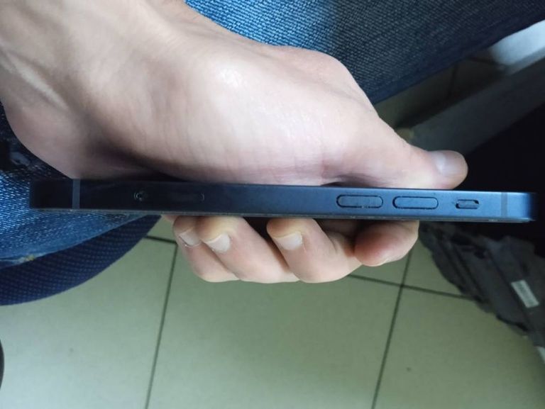 Apple iPhone 12 mini 128GB (PRODUCT)RED Код:01-18931218. Зображення 7