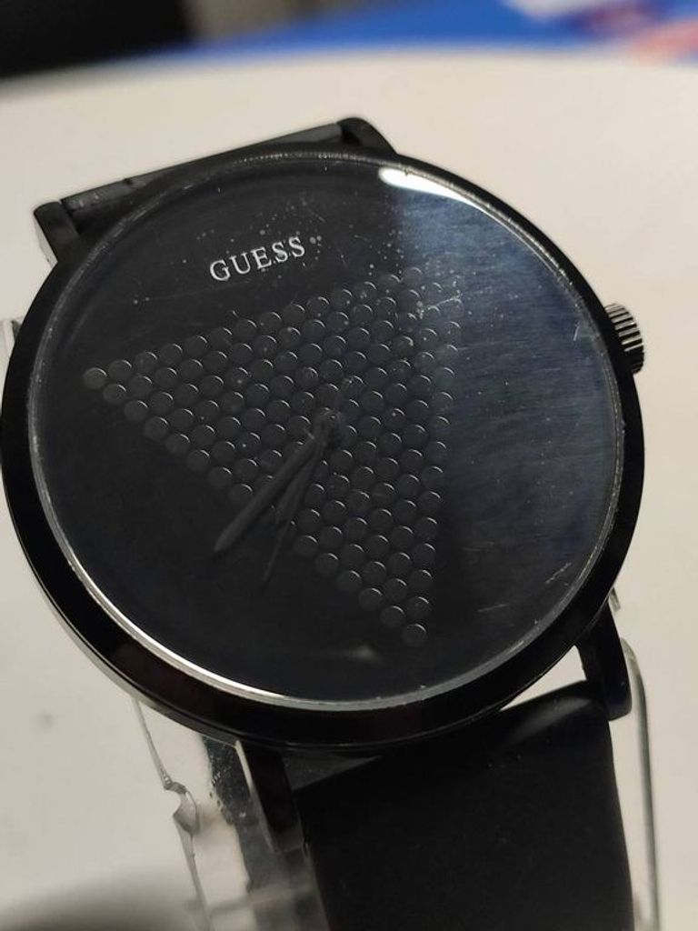 GUESS W1161G2