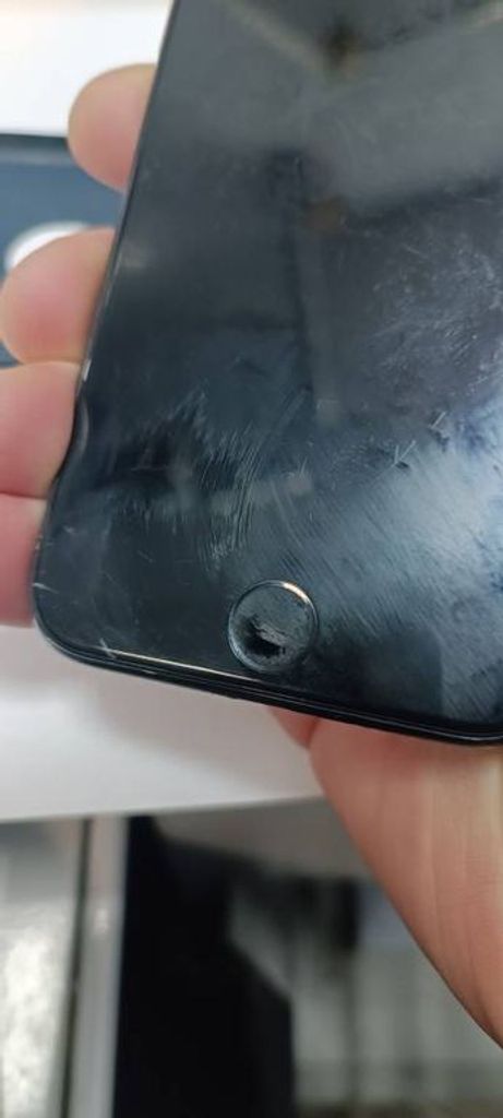 Дешево Apple iphone 7 32gb з ломбарду