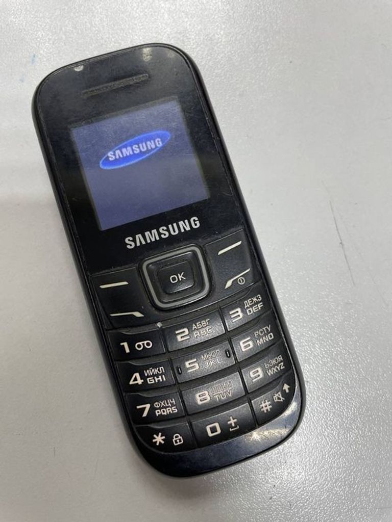 Дешево Samsung e1200 з ломбарду