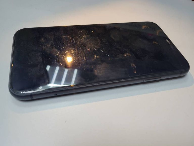 Apple iphone 11 64gb Код:01-200211898. Зображення 7