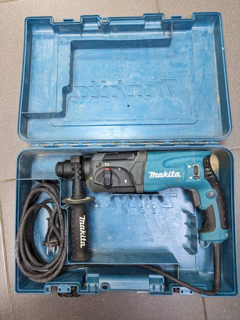 Makita HR2470