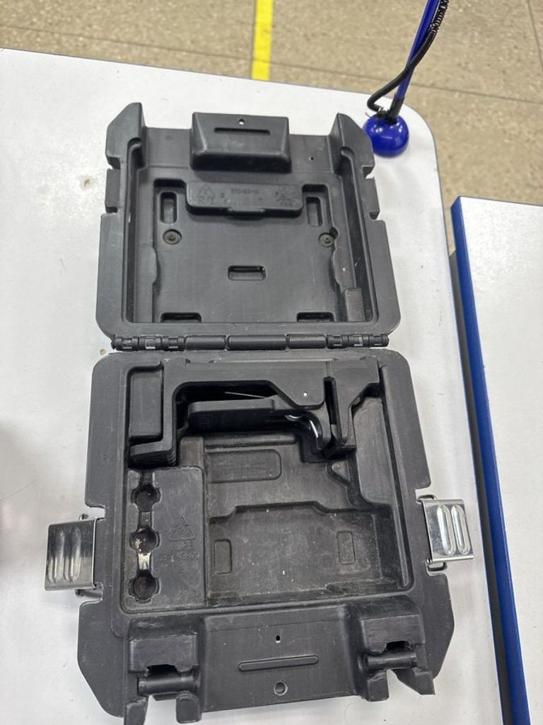 Дешево Dewalt dw088 з ломбарду