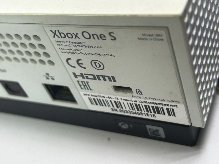 Объявление Microsoft Xbox One S 1TB Б/У