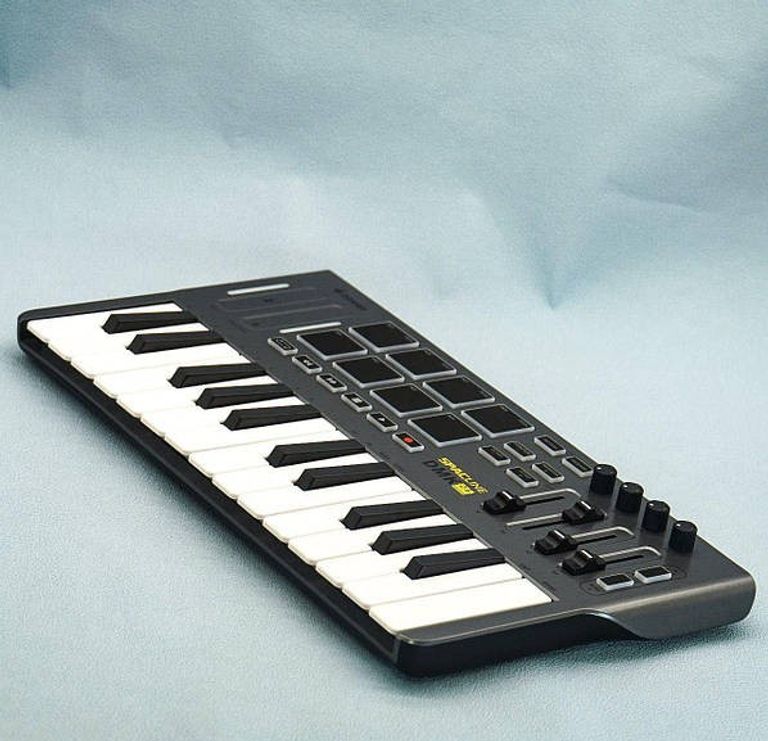 MIDI-клавіатура Donner, портативний MIDI-контролер DMK25 з 25 чутливими клавішами. Новий! Код:null. Зображення 8