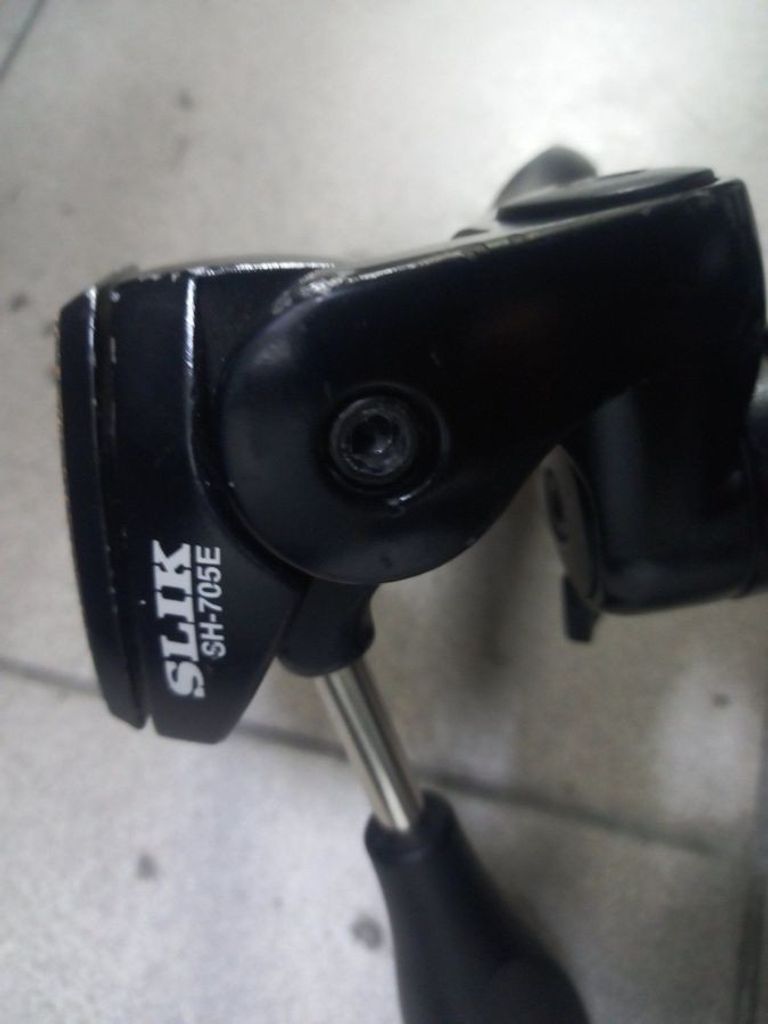 Дешиво Slik PRO 400 DX с ломбарда