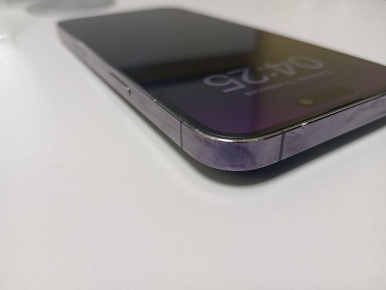 Apple iPhone 14 Pro Max 128GB eSIM Deep Purple (MQ8R3) Код:01-200627607. Зображення 6
