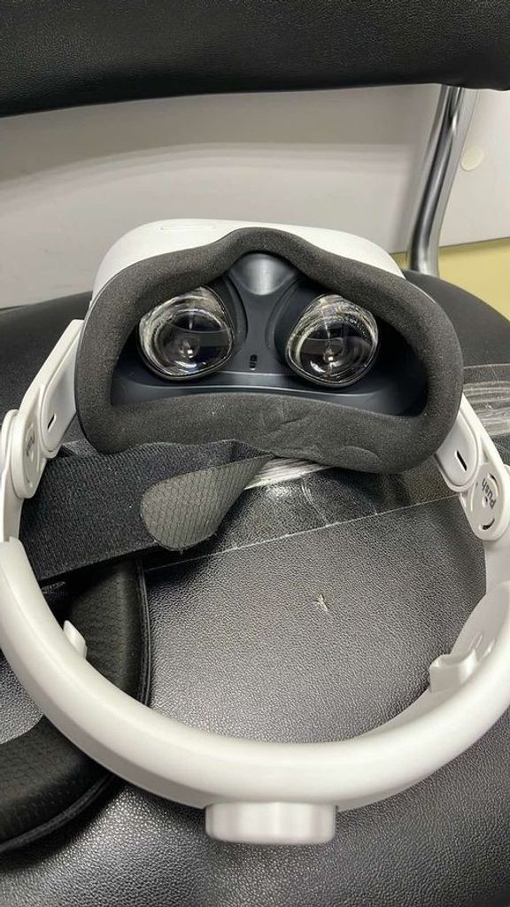 Оголошення Oculus Quest 2 128 GB Б/У